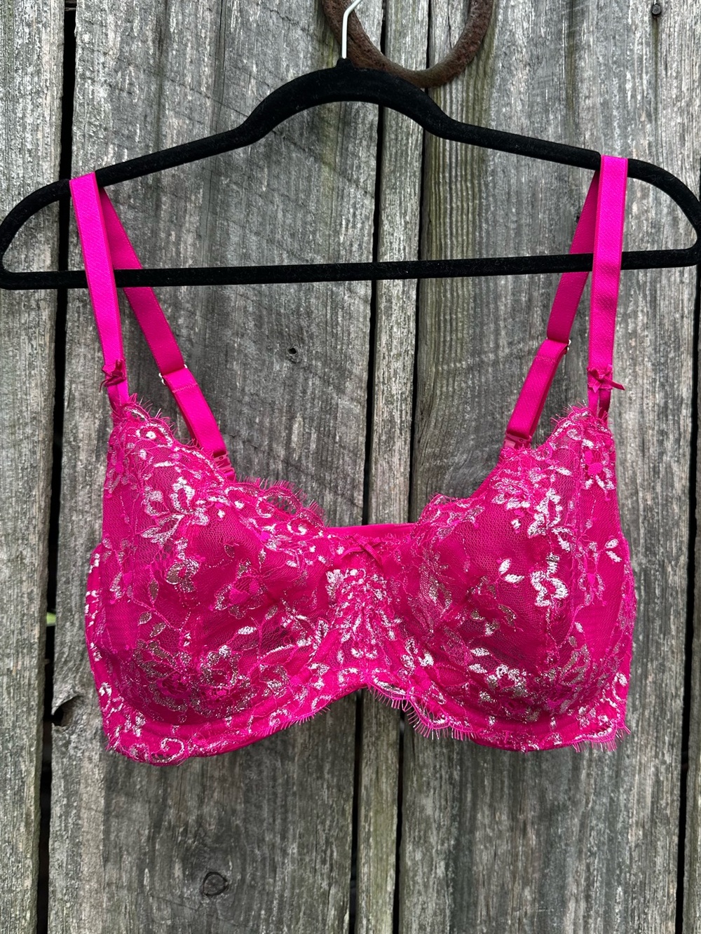 Victoria’s Secret Dream Angels Push-Up Lace Bra 38DDD Pink Silver